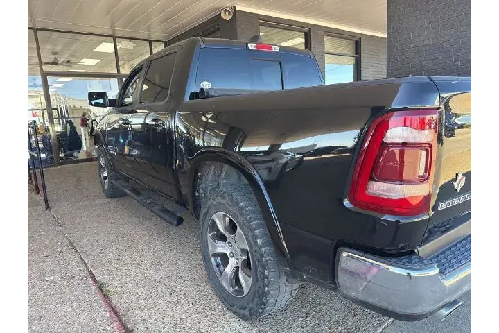 $39289 : Ram 1500 2022 4x4 Laramie 4d image 3