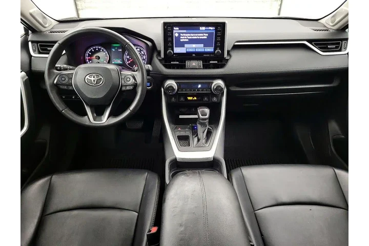 $20998 : Toyota RAV4 2021 XLE Premium image 9