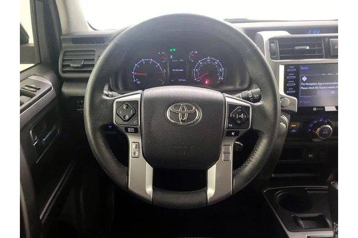 $34998 : Toyota 4Runner 2023 4x2 SR5 image 10