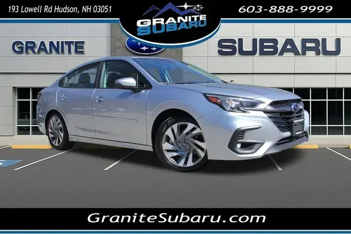 $32680 : Subaru Legacy 2025 AWD Limit image 1