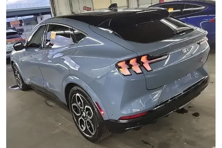 $39950 : Ford Mustang Mach-E 2023 AWD image 3