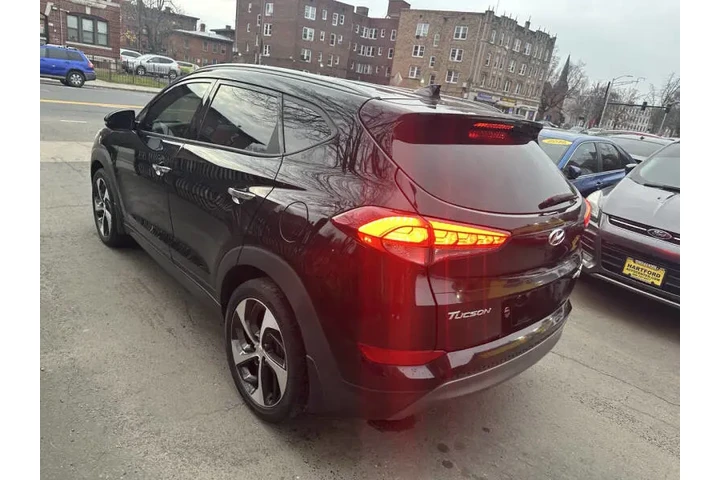 $9999 : 2016 Tucson Limited image 7