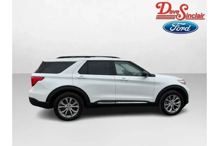$28888 : Ford Explorer 2022 AWD XLT 4 image 5