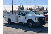 $21988 : 2018 Super Duty F-350 DRW thumbnail