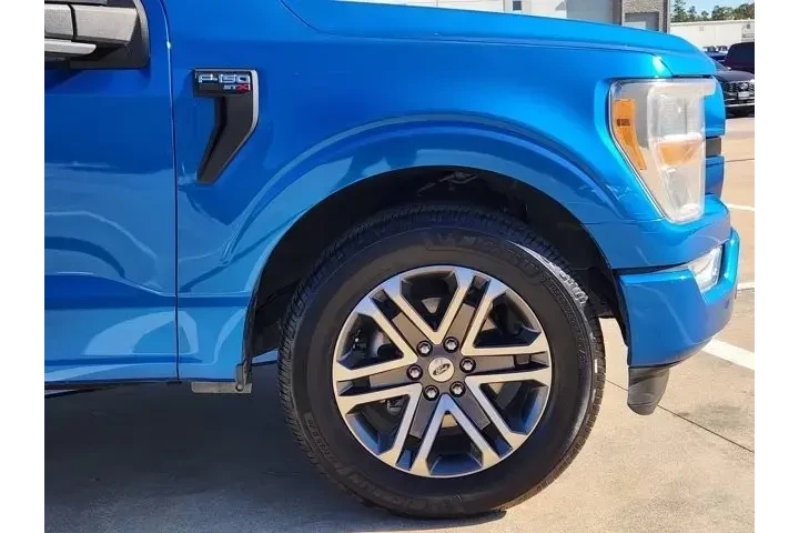 $27554 : Ford F-150 2021 4x2 XL 4dr S image 8