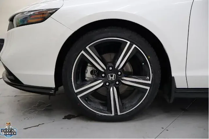 $28995 : Honda Accord Hybrid 2024 Spo image 10