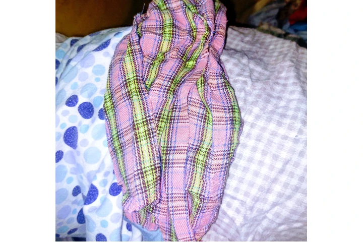 Telas cortadas/ Cut rags image 1