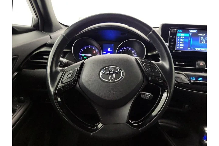 $19998 : Toyota C-HR 2018 XLE Premium image 10