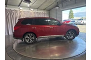 $9999 : Nissan Pathfinder 2018 Plati thumbnail