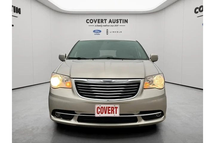 $9591 : Chrysler Town and Country 20 image 8