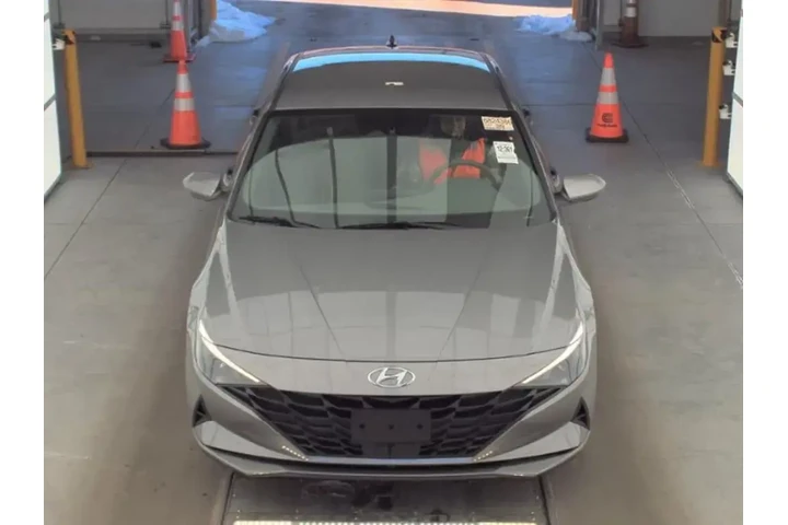 $17123 : Hyundai ELANTRA 2023 SEL 4dr image 2