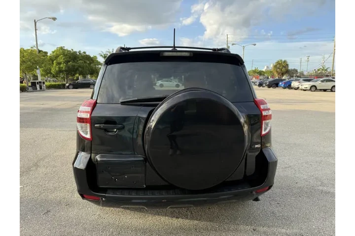 $5995 : 2009 RAV4 Limited image 7