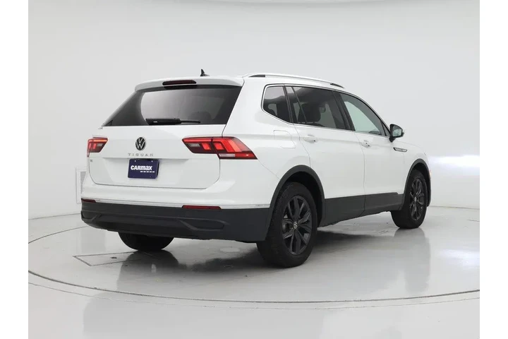 $22998 : Volkswagen Tiguan 2024 SE 4d image 8