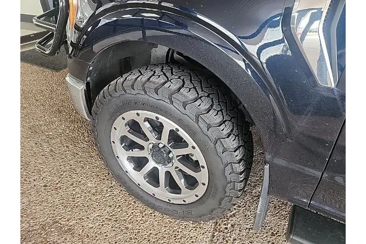 $34129 : Ford F-150 2021 4x4 Lariat 4 image 8