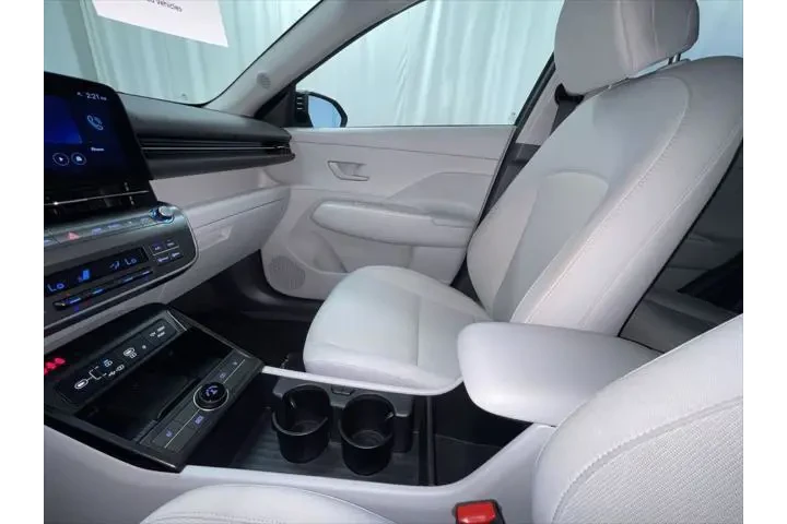 $22995 : Hyundai KONA 2024 AWD SEL 4d image 4