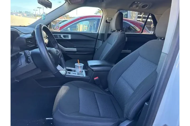 $27212 : Ford Explorer 2023 XLT 4dr S image 7