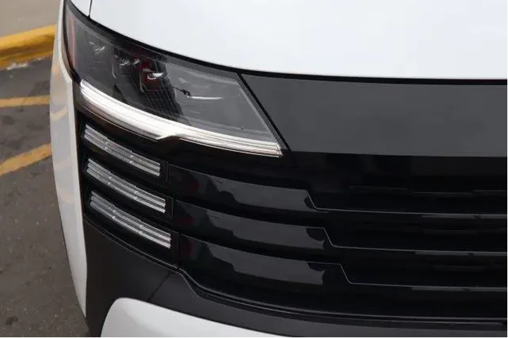 $20808 : Nissan Kicks 2025 AWD SV 4dr image 10