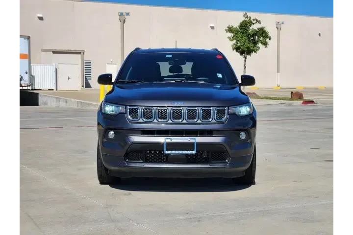 $22555 : Jeep Compass 2023 4x4 Latitu image 2