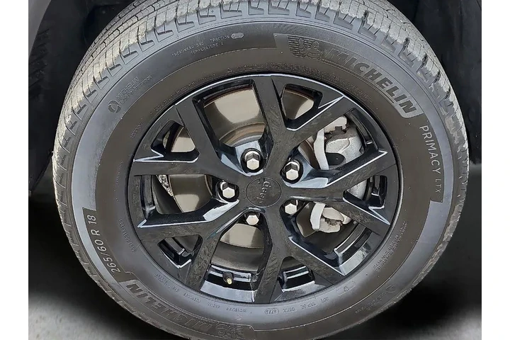 $33595 : Jeep Grand Cherokee L 2024 4 image 9