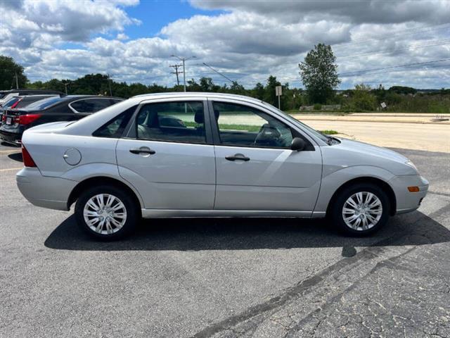 $5495 : 2007 Focus ZX4 SE image 8