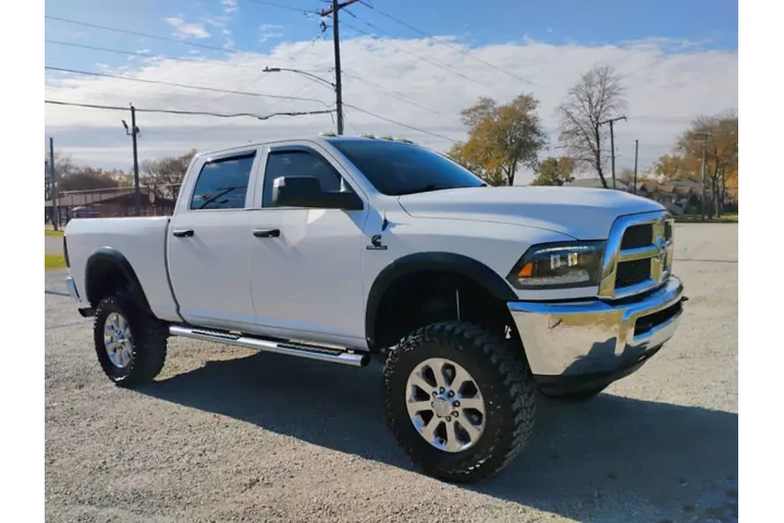 $28977 : 2018 RAM 2500 Tradesman image 2