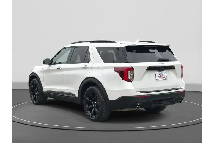 $29800 : Ford Explorer 2023 ST-Line 4 image 7