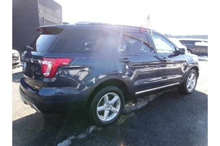 $19868 : Ford Explorer 2017 AWD XLT 4 image 5