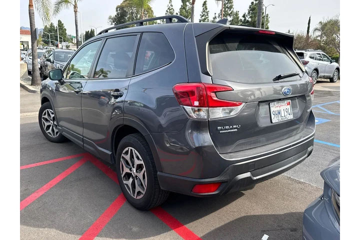 $28995 : Subaru Forester 2023 AWD Pre image 3