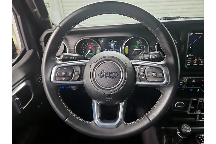 $33998 : Jeep Wrangler Unlimited 2021 image 10
