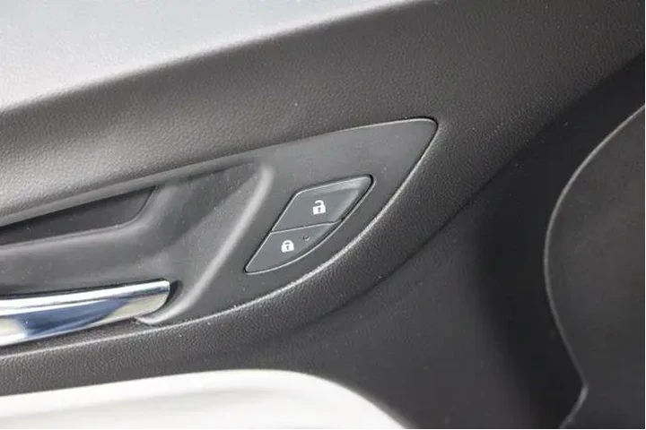 $21982 : Chevrolet Equinox 2020 4x4 L image 8