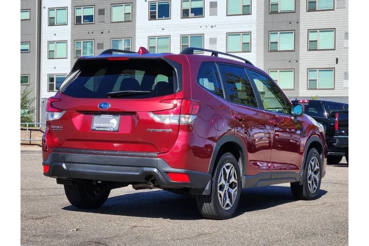 $15492 : 2019 Forester Premium image 10