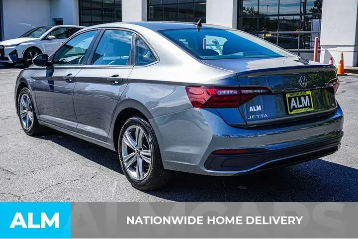 $18420 : Volkswagen Jetta 2024 SE 4dr image 5