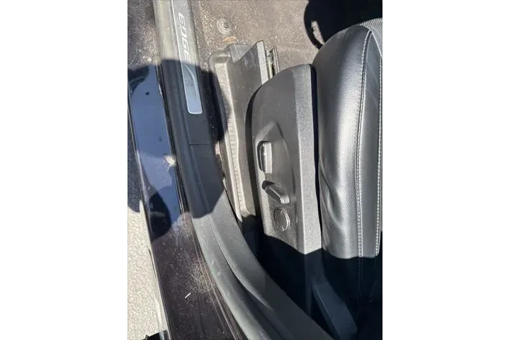 $14500 : Ford Edge 2019 Titanium 4dr image 5