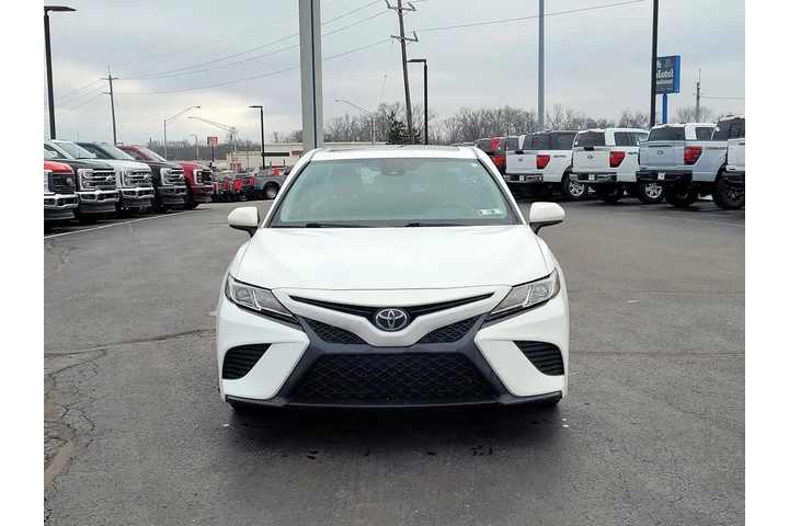 $17997 : Toyota Camry 2019 SE 4dr Sed image 9