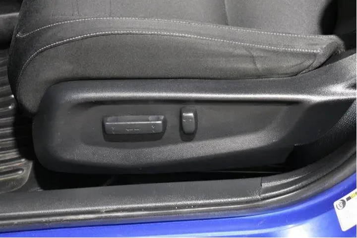 $18989 : Honda Civic 2019 EX 4dr Seda image 4