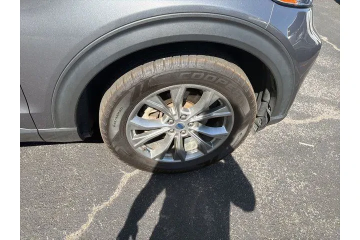 $25899 : Ford Explorer 2022 AWD XLT 4 image 9