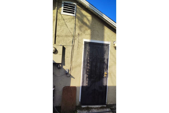 $1500 : Maywood Studio image 3