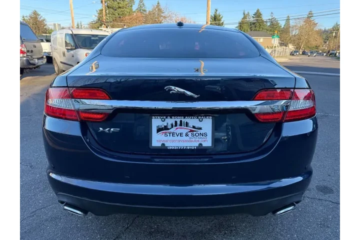 $8995 : 2012 XF Portfolio image 8