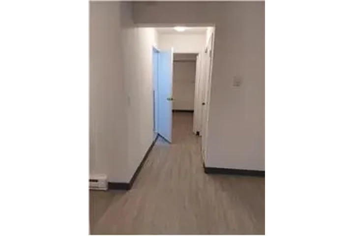 $2195 : Rental property with 2 bedro image 4