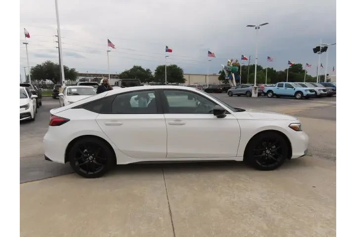 $25999 : Honda Civic 2026 Sport 4dr H image 8