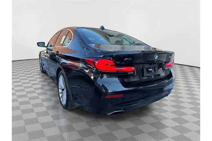 $30283 : BMW 5 Series 2023 AWD 530i x image 2