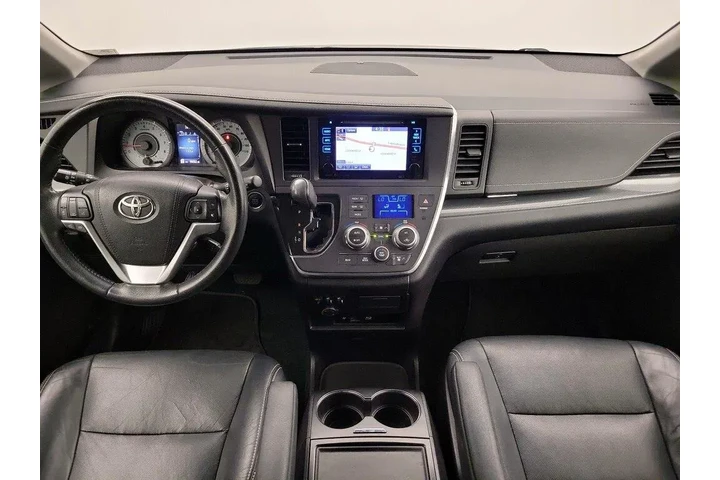 $22998 : Toyota Sienna 2017 SE 8-Pass image 9