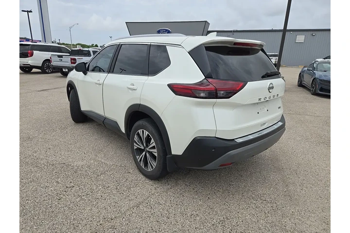 $22983 : Nissan Rogue 2023 SV 4dr Cro image 3