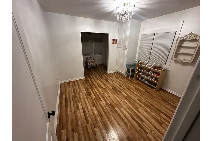 $800 : Single home ready to move in image 4