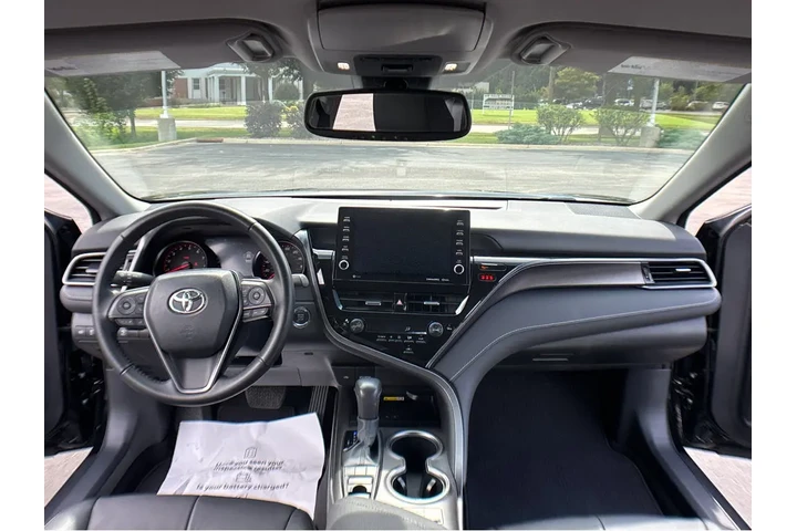 $33475 : Gold Certified2023 Camry XSE image 4