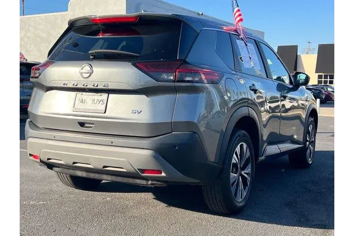 $18595 : Nissan Rogue 2023 SV 4dr Cro image 6