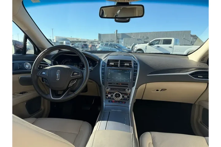 $24000 : Lincoln MKZ 2019 Reserve II image 5