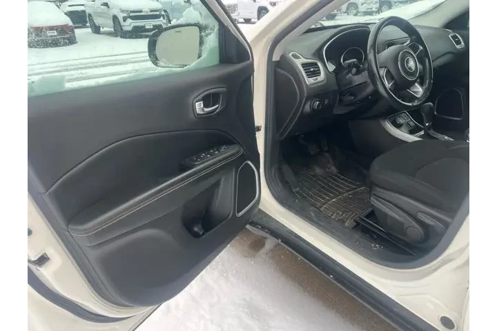 $13999 : Jeep Compass 2021 4x4 Sport image 5