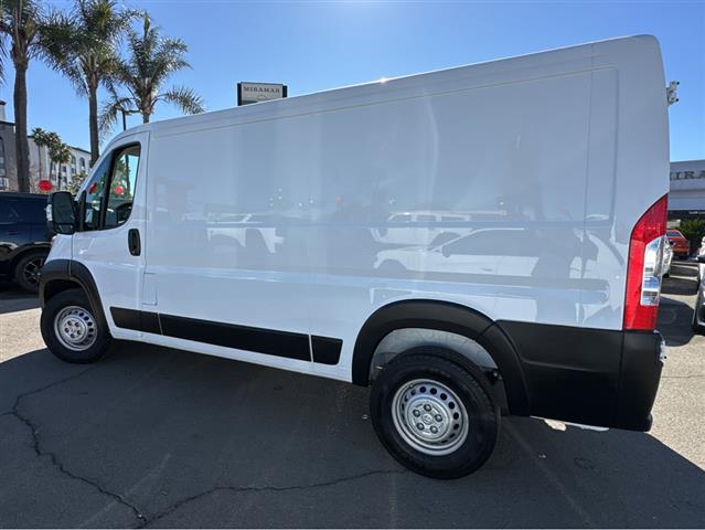 $45777 : 2024 ProMaster Cargo Van Trad image 4