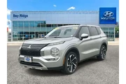 $20174 : Mitsubishi Outlander 2023 AW thumbnail